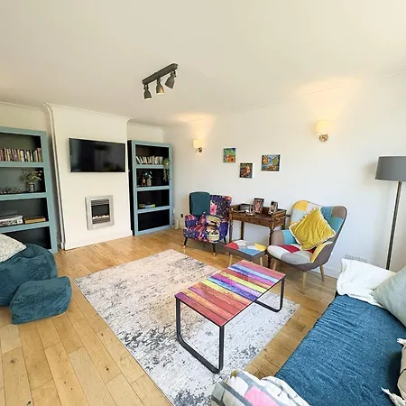 Ferienhaus Four Bedroom House In Northcote Road *