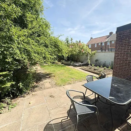 Ferienhaus Four Bedroom House In Northcote Road Bristol